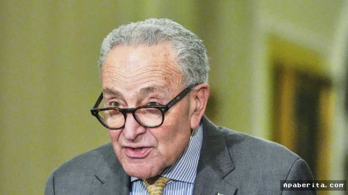Schumer Selidiki Dugaan Koordinasi Ilegal Trump dengan PAC