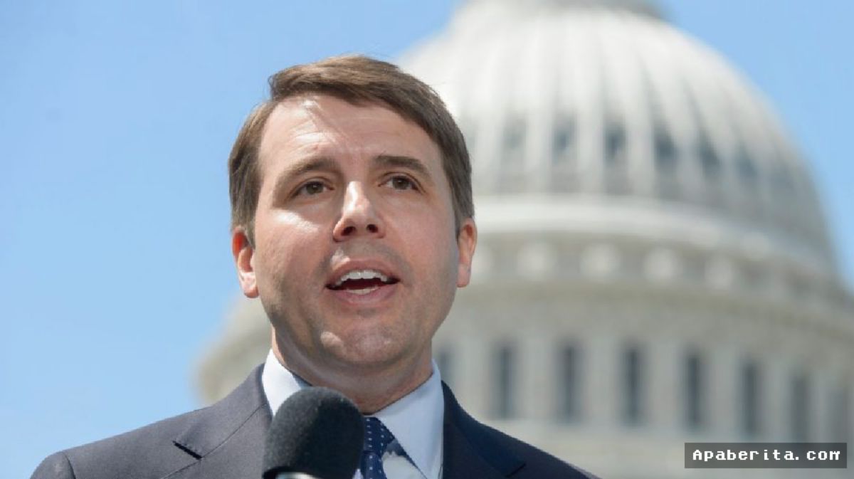 Pappas Ungguli Sununu 7 Poin dalam Pemilu Senat New Hampshire