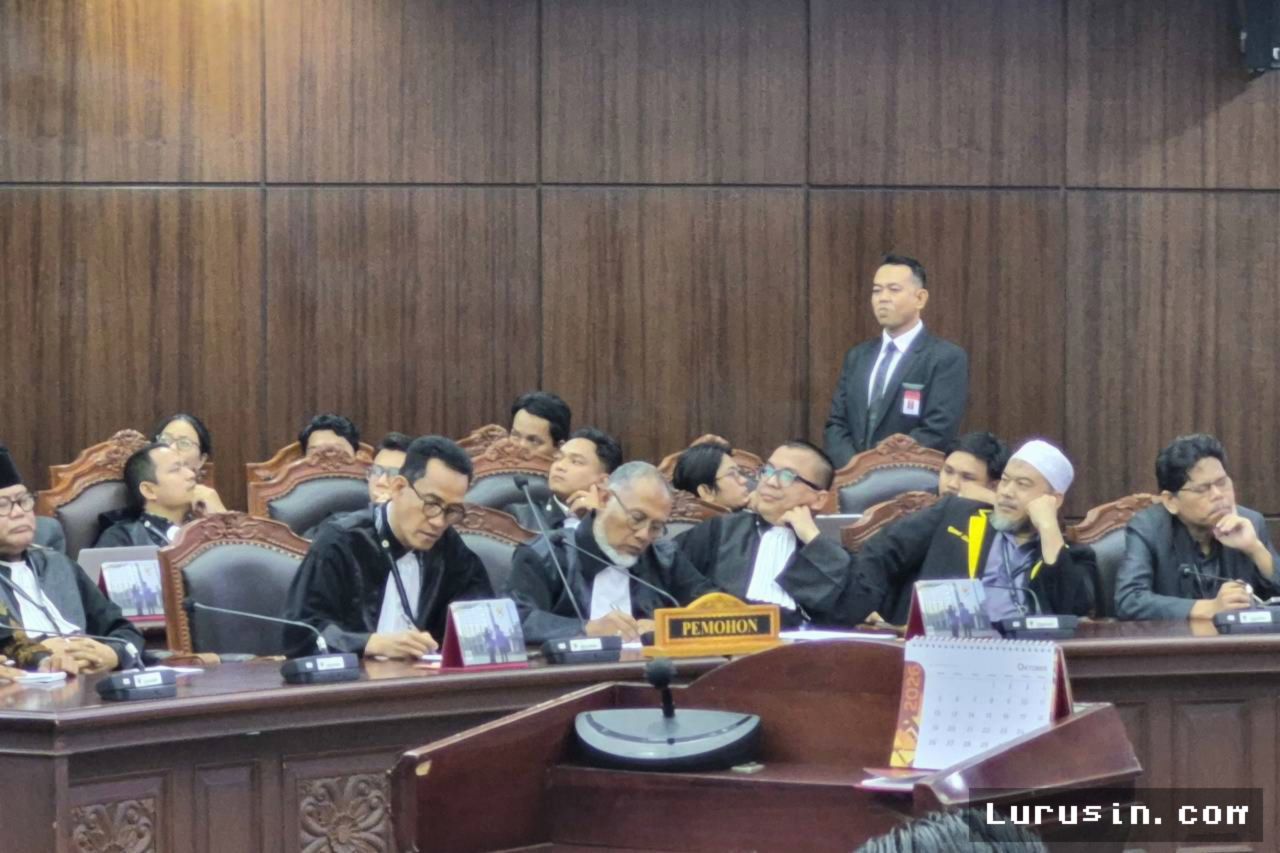 MK Tolak Gugatan Syarat Pendidikan Gibran
