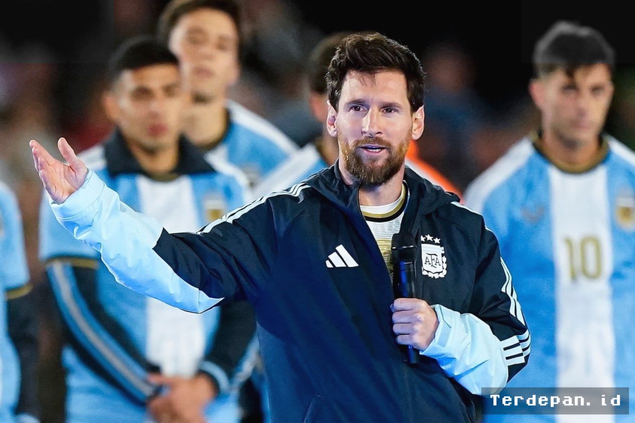 Messi Sampaikan Pidato Haru dalam Laga Perpisahan