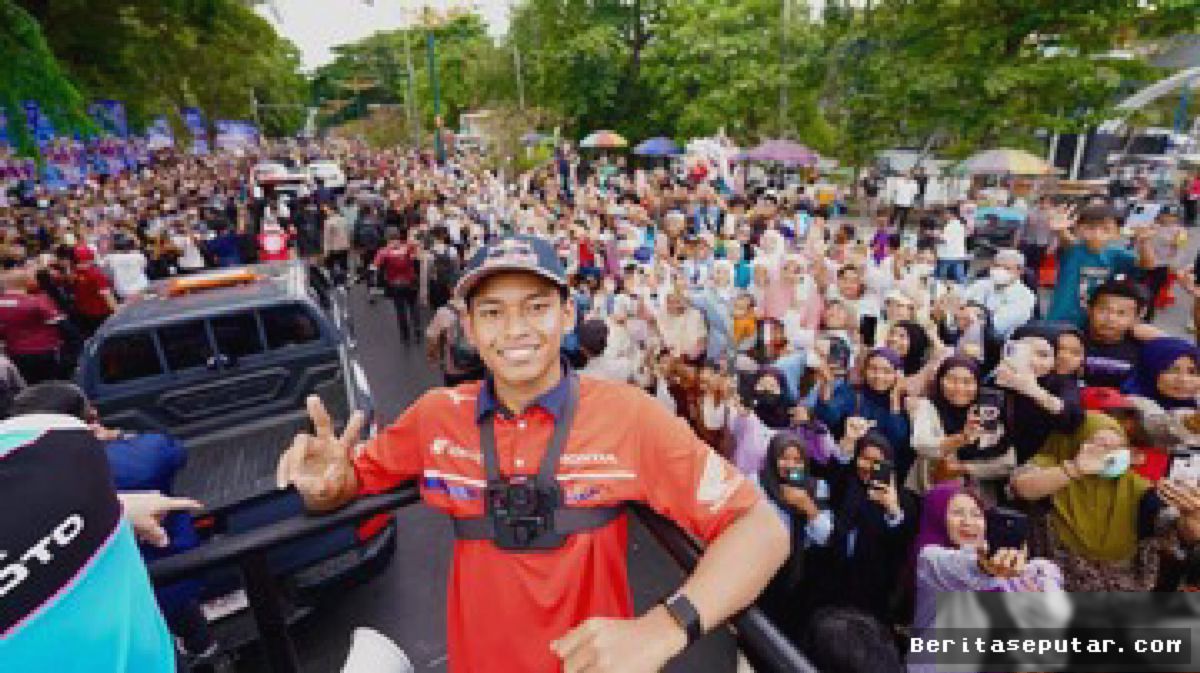 Veda Ega dan Marquez Pukau Warga dalam Parade MotoGP Mandalika