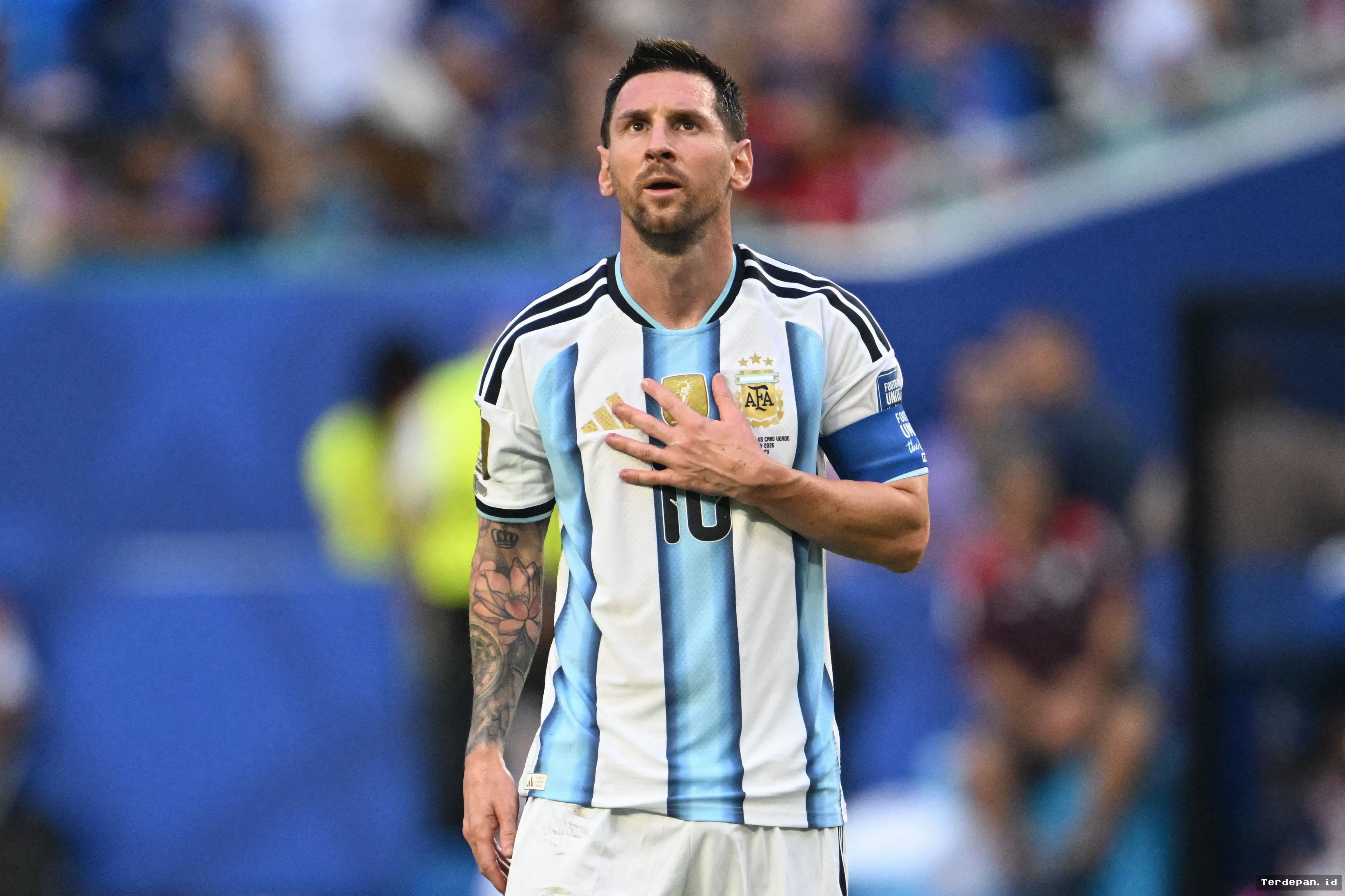 Dunia Sepak Bola Ucapkan Selamat Tinggal pada Messi