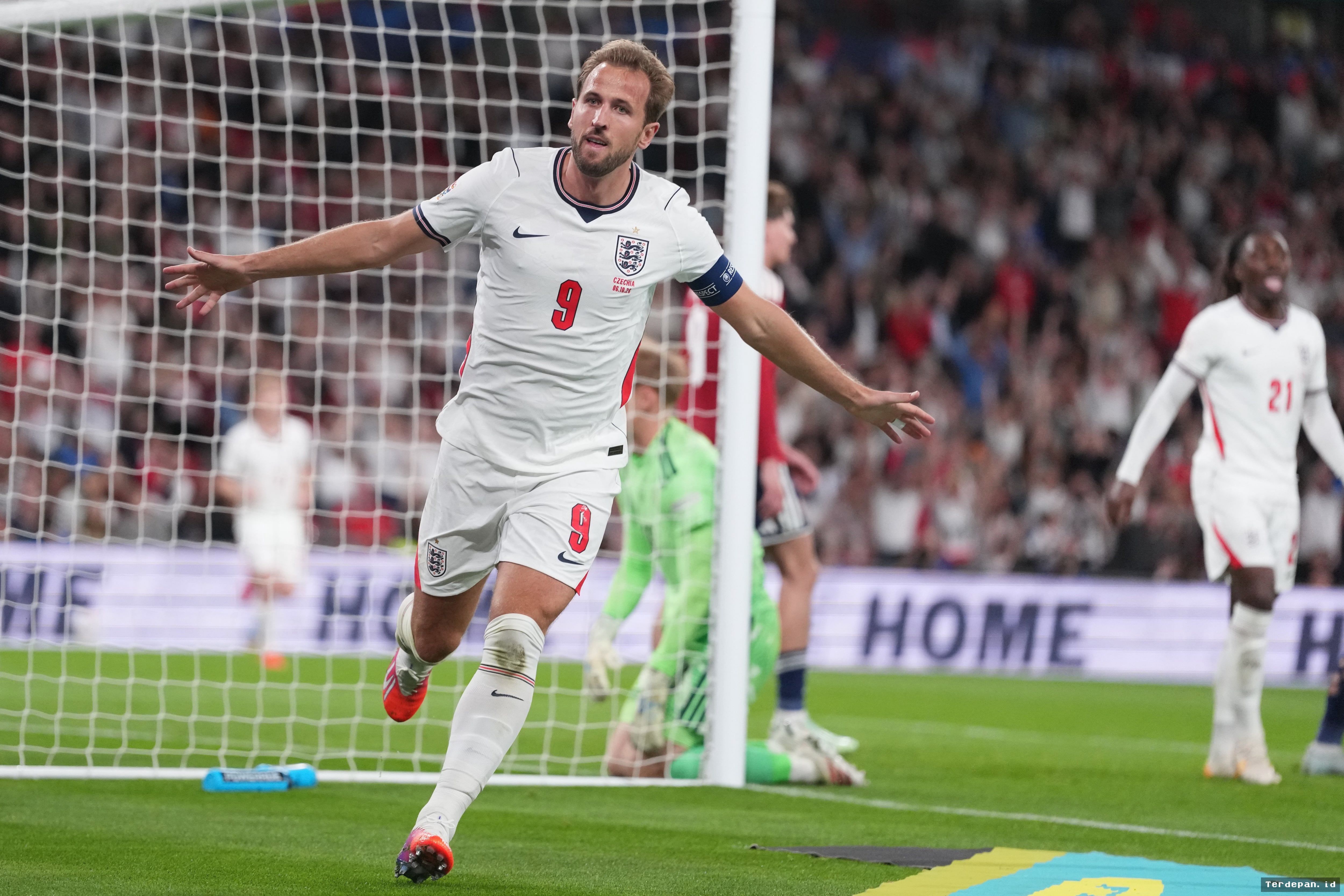 Harry Kane Cetak Dua Gol dan Samai Rekor Penampilan Inggris