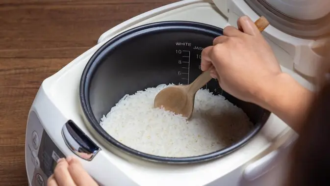 Rahasia Nasi Pulen Tanpa Minyak, Cuma Butuh Trik Receh Ini