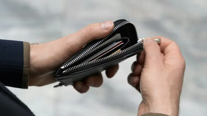Gaji Numpang Lewat? Simak Tips Hemat Biar Dompet Aman Sampai Akhir Bulan