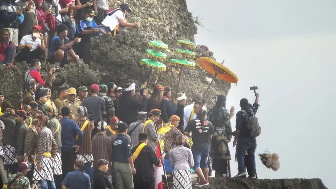 Tradisi Labuhan Malang, Ritual Adat yang Masih Hidup Sampai Kini