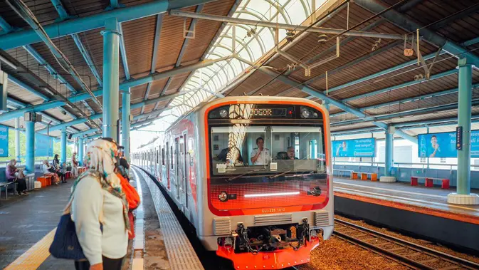KRL Baru Produksi INKA Resmi Gas Pol, Netizen Salfok ke Fitur Ini!