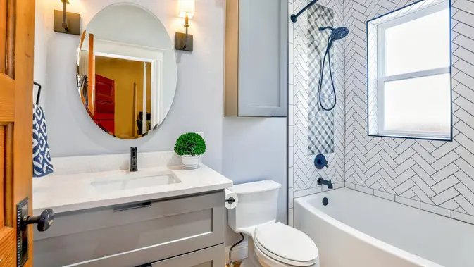Kamar Mandi Bau? Ini Trik Biar Selalu Wangi Tiap Hari