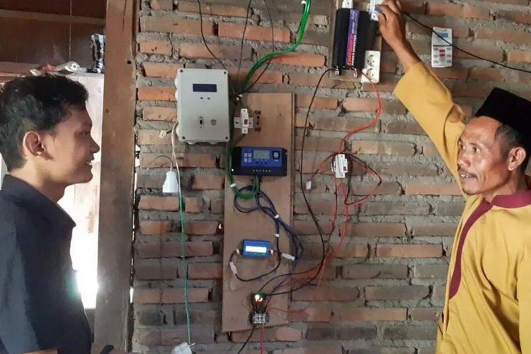 Alat Pemberi Pakan Otomatis Ini Inovasi Mahasiswa Polines