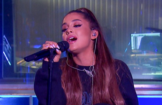 	 Ini Dia Makna Mendalam Lirik Lagu 'Bloodline' Ariana Grande yang Viral di TikTok! 