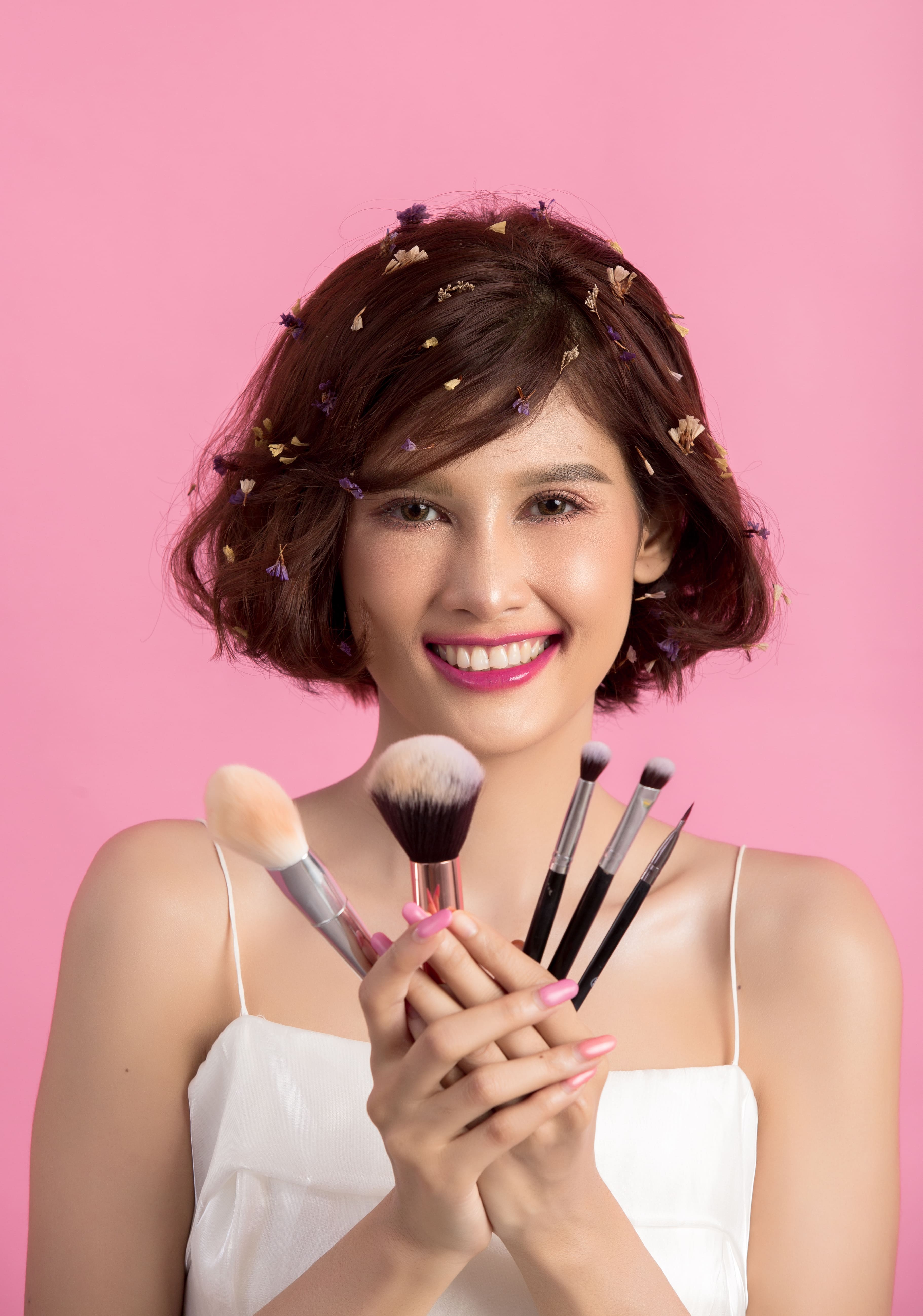 Korean atau Western Makeup? Ini Perbedaan yang Harus Kamu Tahu!