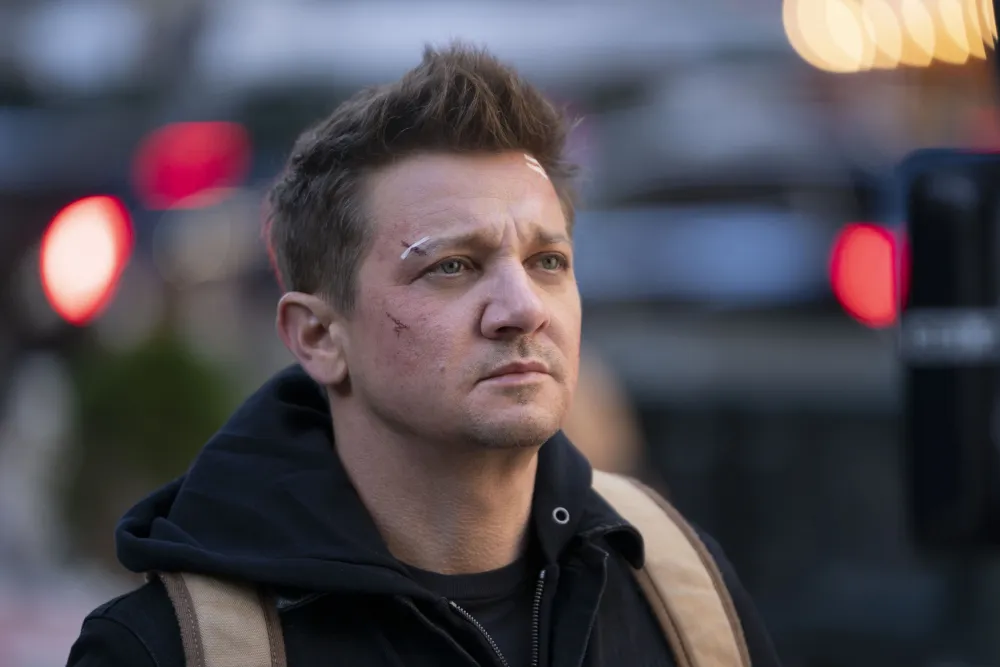 Jeremy Renner Tolak Kembali di Hawkeye Season 2, Gara-Gara Gaji Dipotong!