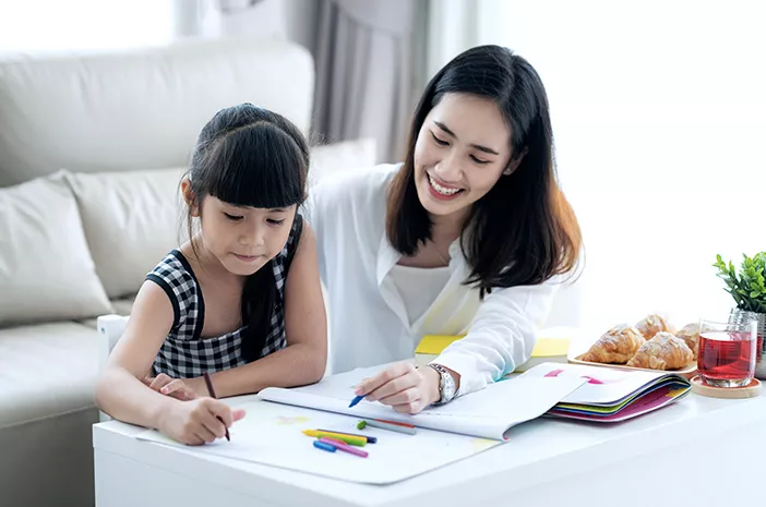 Stop Marah Saat Anak Belajar! Psikolog Ungkap Cara Efektif Dampingi Tanpa Emosi