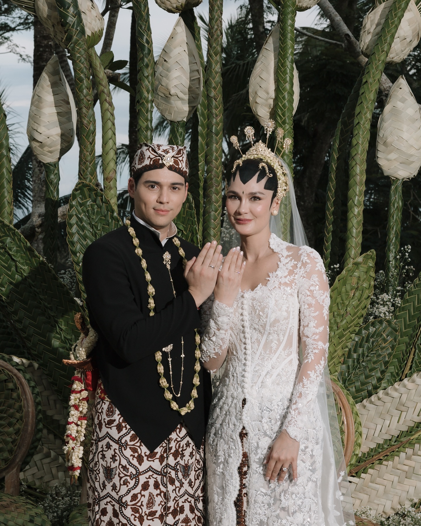 Dari Luna Maya Kita Belajar: Jodoh Gak Pandang Usia dan Menikah Gak Perlu Buru-Buru kok Cantiks