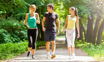 Susah Konsisten? Ini Tips Jitu Agar Rutin Jalan Kaki 10.000 Langkah