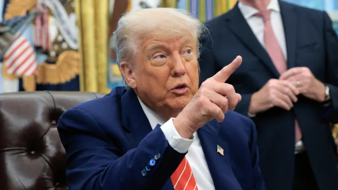 Film Barbie Sampai Indiana Jones Syutingnya di Inggris? Trump Ngamuk Mau Kasih Tarif 100%!