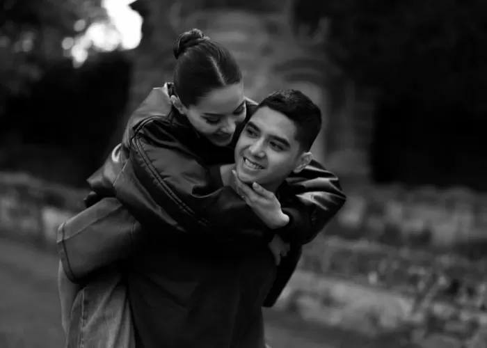 So Sweet! Al Ghazali dan Alyssa Daguise Prewed Romantis di Paris Sebelum Resmi Halal