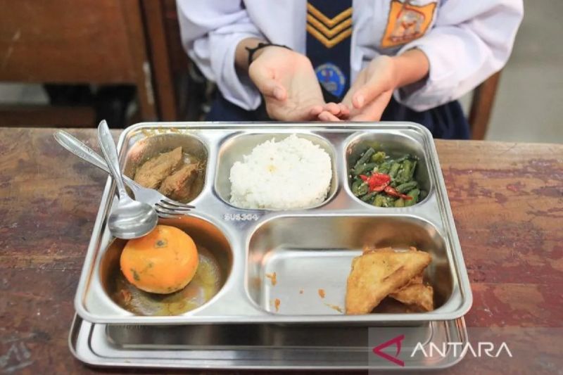 Cantiks, Bekali Anak dengan Makanan Bergizi dan Halal Sejak Dini Yuk!