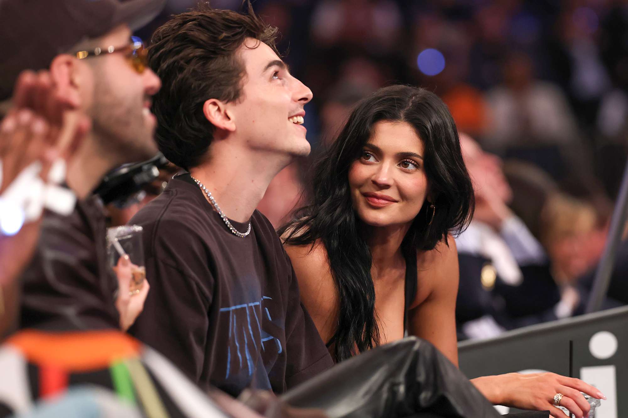Kylie Jenner dan Timothee C...