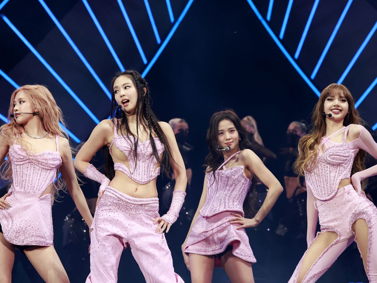 BLACKPINK Comeback! 'Deadli...