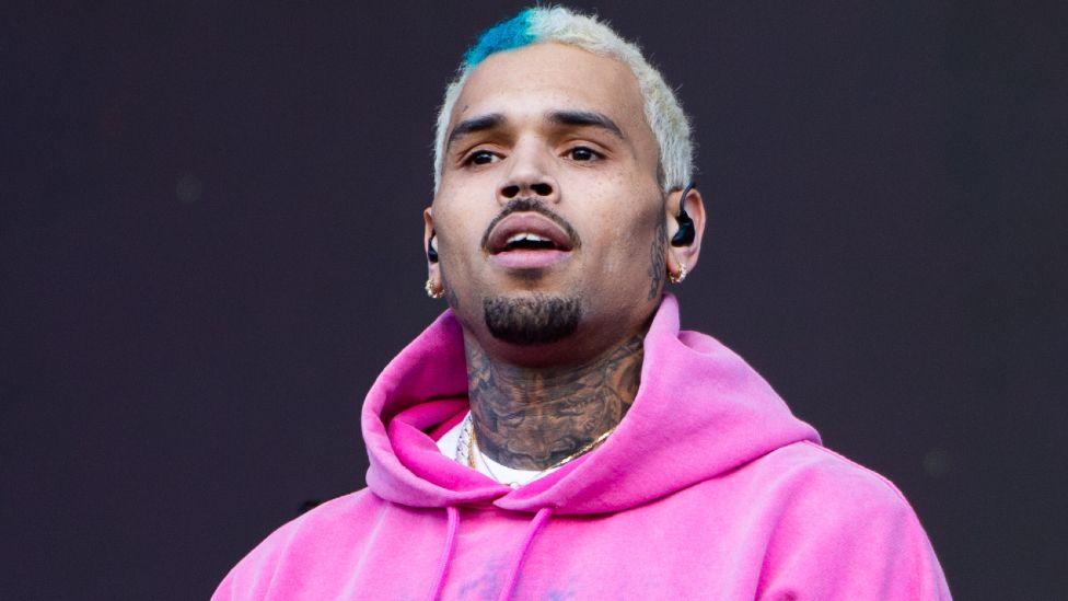 Chris Brown Ditangkap di In...