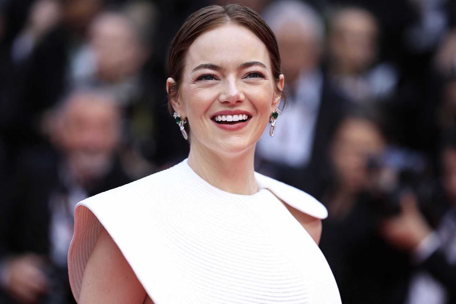 Emma Stone Pamer Dress Puti...