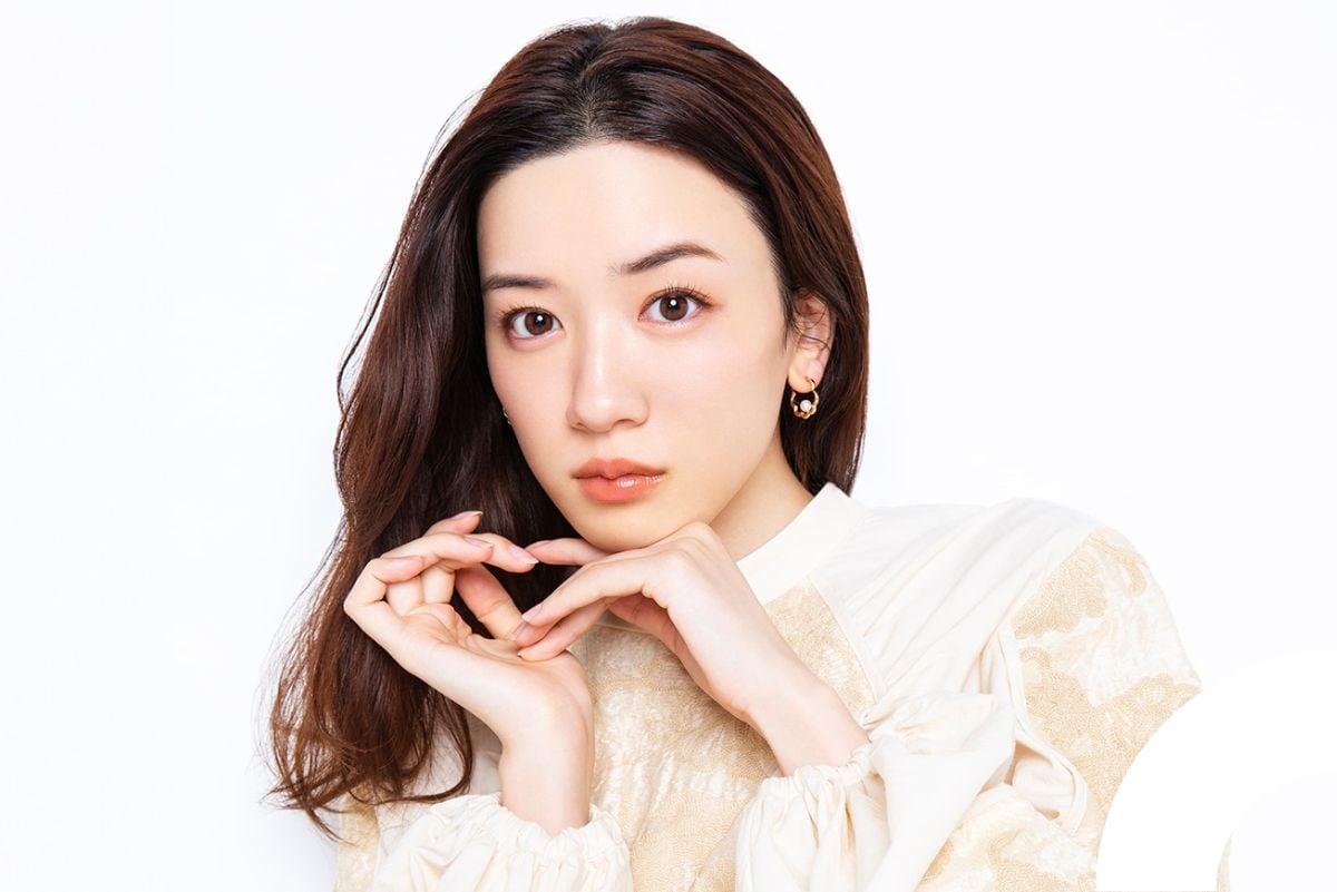 Cinta dan Karir yang Terancam: Skandal Perselingkuhan Dua Pria Mei Nagano Menguak Wajah Gelap Dunia Artis!