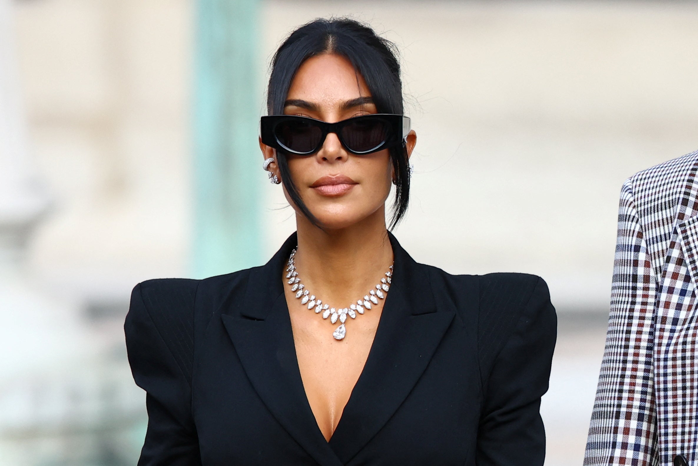 Kim Kardashian Ambil Langkah Besar dalam Karier Hukumnya, Ingin Jadi Pengacara?
