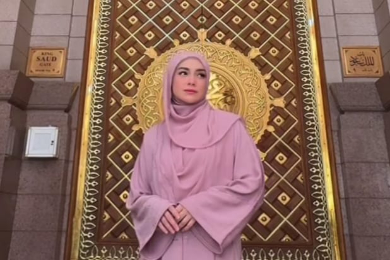 Celine Evangelista Mantap Berhijab! Intip Kisah Hijrah yang Bikin Harum, Rela Tolak Peran Demi Perdalam Iman