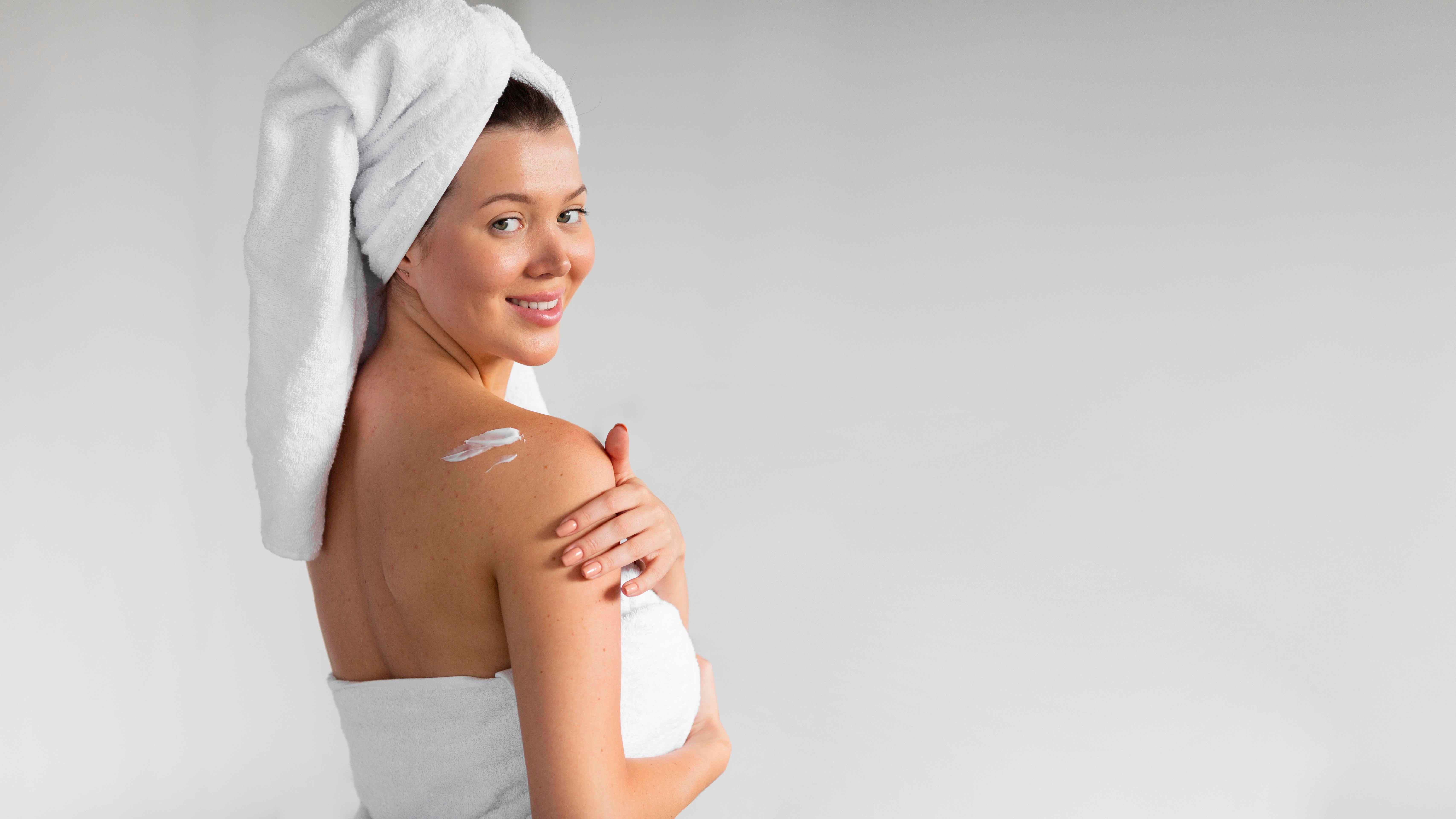 Jangan Tergiur Kulit Putih Instan, Kenali Risiko Body Lotion dengan Kandungan Berbahaya gbr