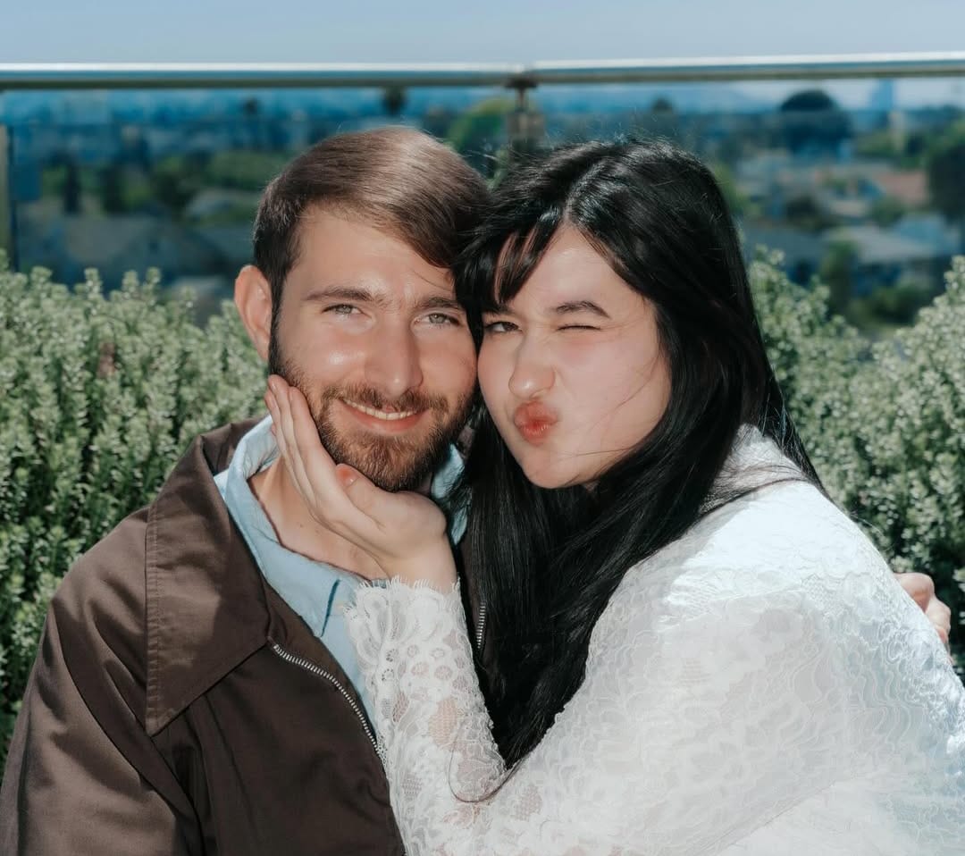 I Love You, Husband! Stephanie Poetri Buat Kejutkan Umumkan Pernikahan di Atas Panggung HITC LA!
