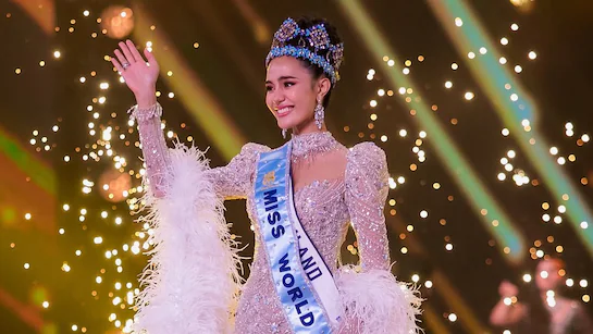 Opal Suchata Chuangsri dari Thailand Dinobatkan Miss World 2025, Gaunnya Bikin Mata Nggak Bisa Berpaling!