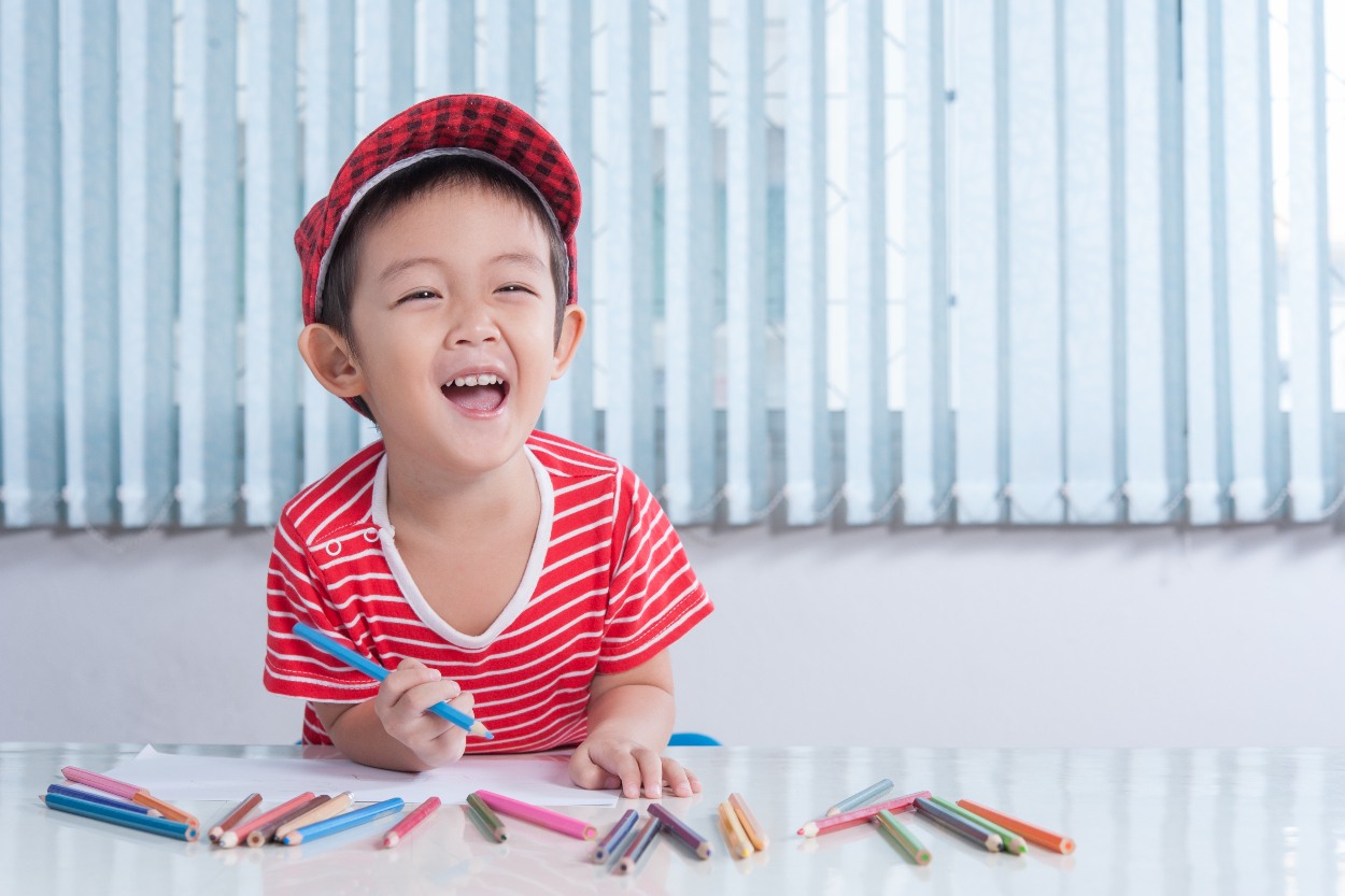 Keren! Bocah 2 Tahun Ini Tembus Mensa, Miliki IQ 132 hingga Sudah Kuasai Kode Morse!