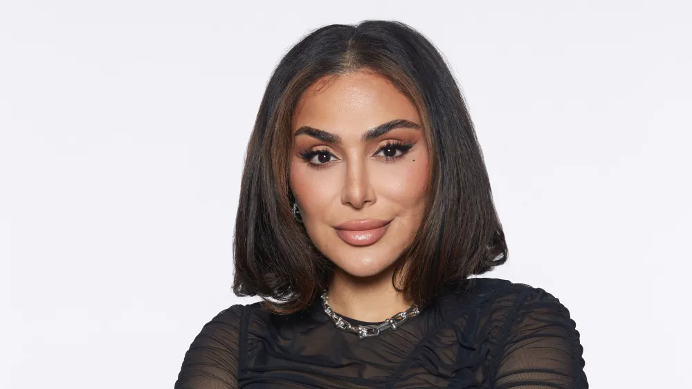 Huda Kattan Resmi Rebut Kembali Brand Huda Beauty, Kini 100% Milik Sang Pendiri! gbr