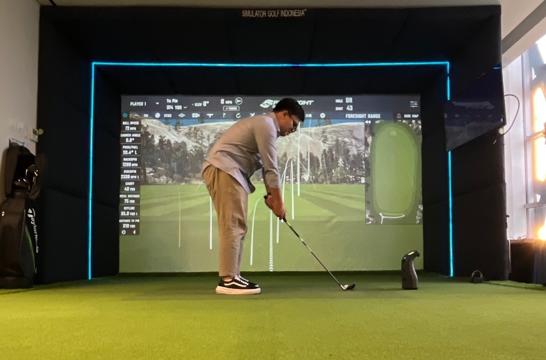 Mau Main Golf Tanpa Panas? Cek 5 Tempat Golf Virtual Terbaik di Jakarta?! gbr