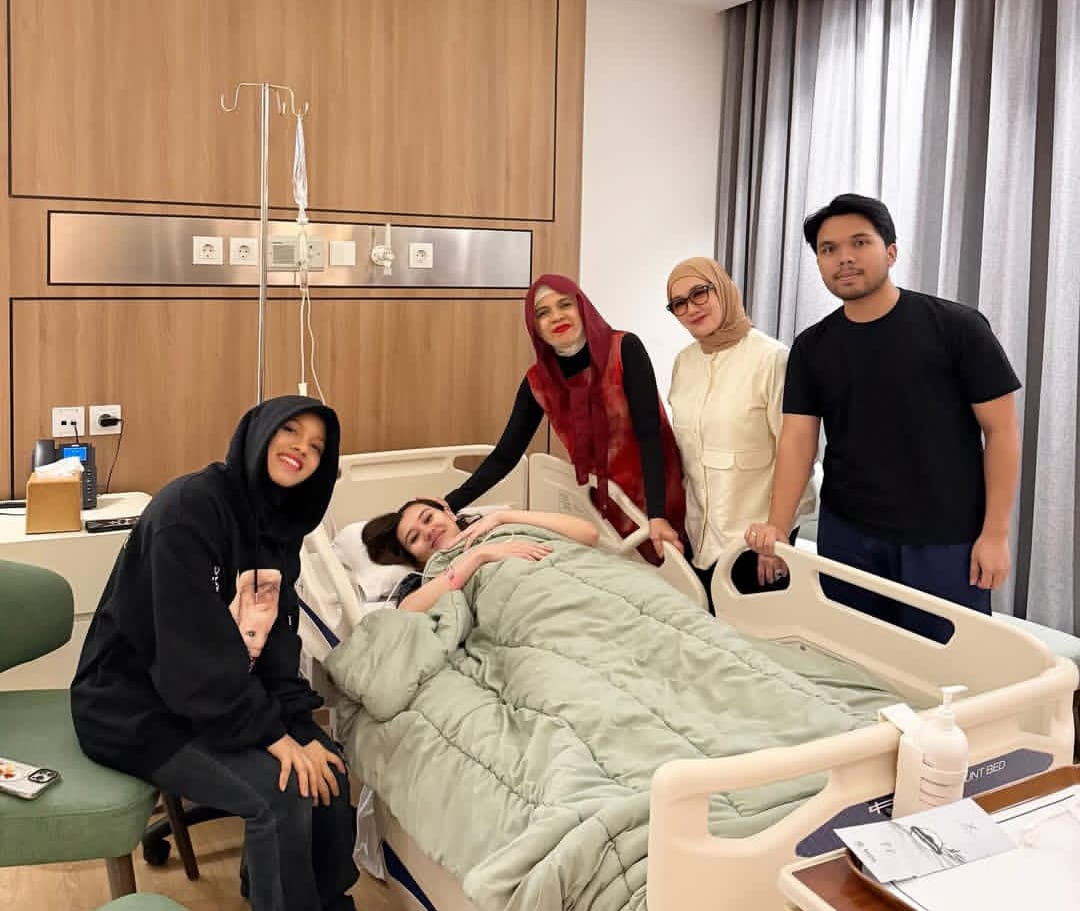 Aaliyah Massaid istri Thari...