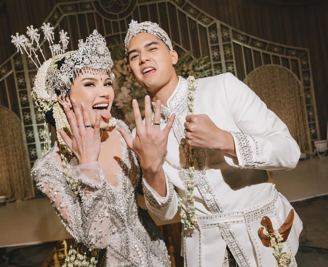 Bak Sinetron! Perjalanan Cinta Al Ghazali dan Alyssa Daguise: Penuh Rintangan, Tembok Diterjang, Hati Disatukan ke Janji Suci Pernikahan
