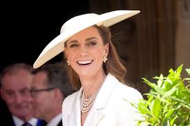 Kate Middleton Tampil Anggun dengan Dress Andalan di Acara Kerajaan Tertua Inggris