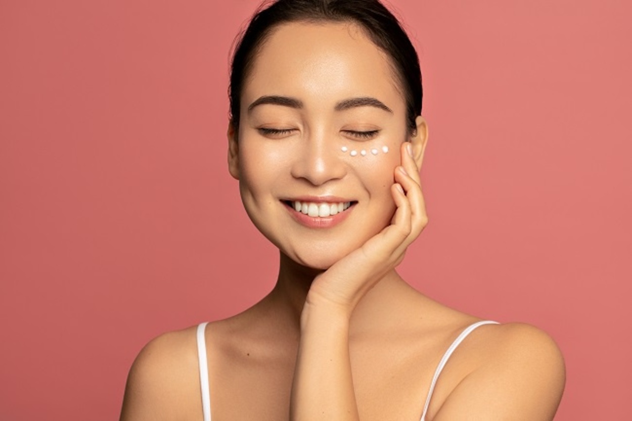 5 Tren Kecantikan yang Bikin Kulit Makin Glowing, Gak Pake Ribet