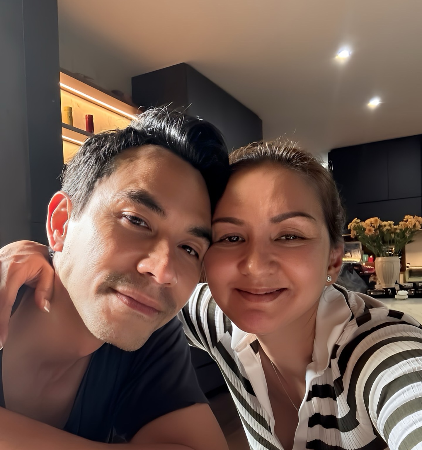 Donna Agnesia dan Darius Si...
