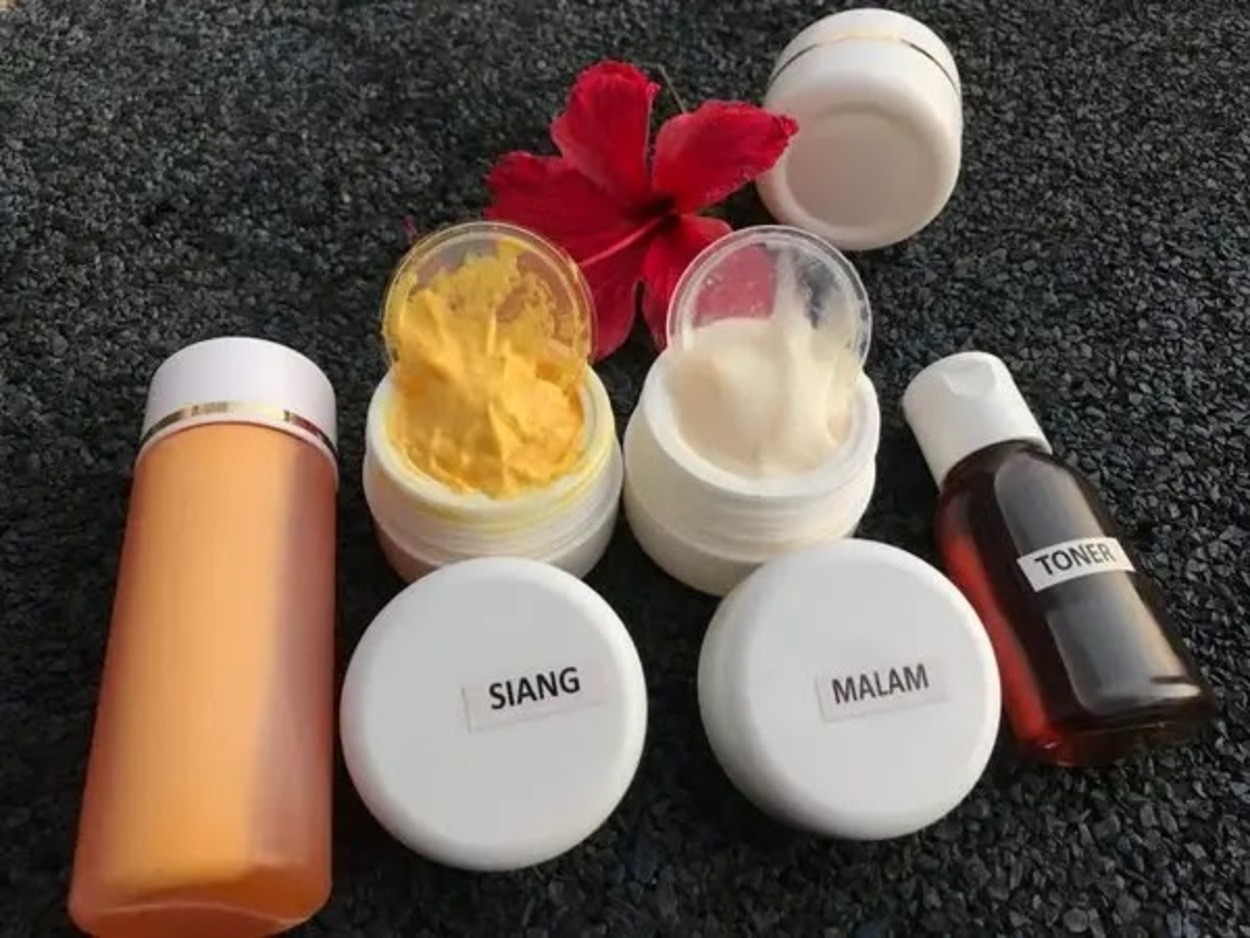Viral Skincare TikTok Bikin...