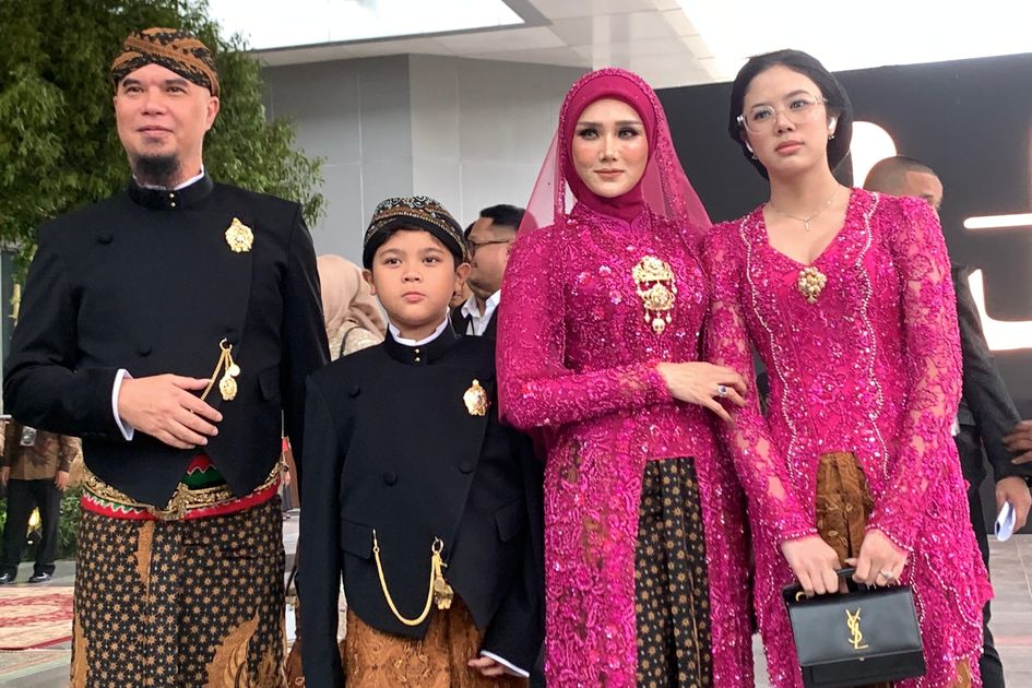 Kompak Serba Fuschia! Ini T...