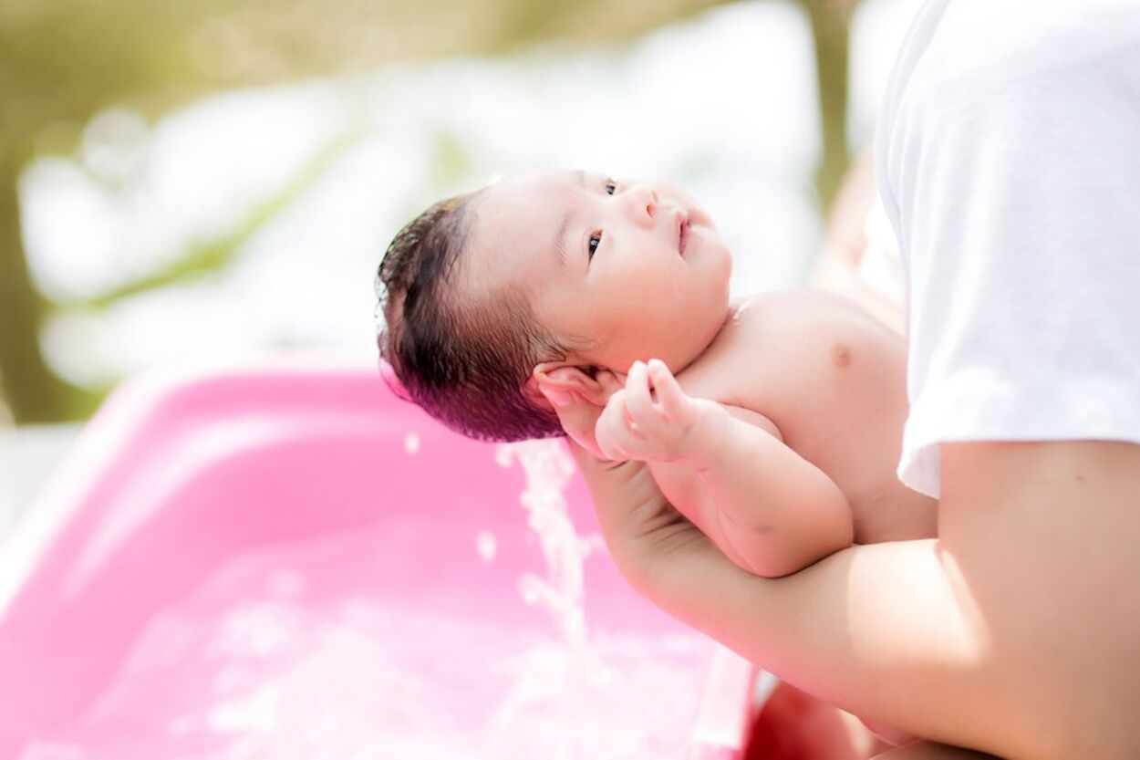 Berapa Kali Bayi Baru Lahir...