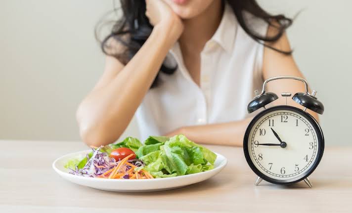 Intermittent Fasting vs Die...