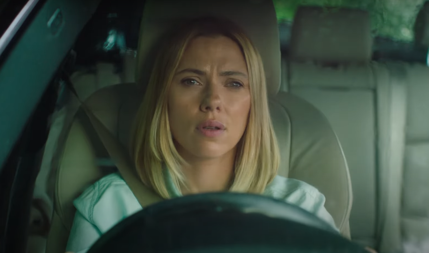 Scarlett Johansson Potong R...