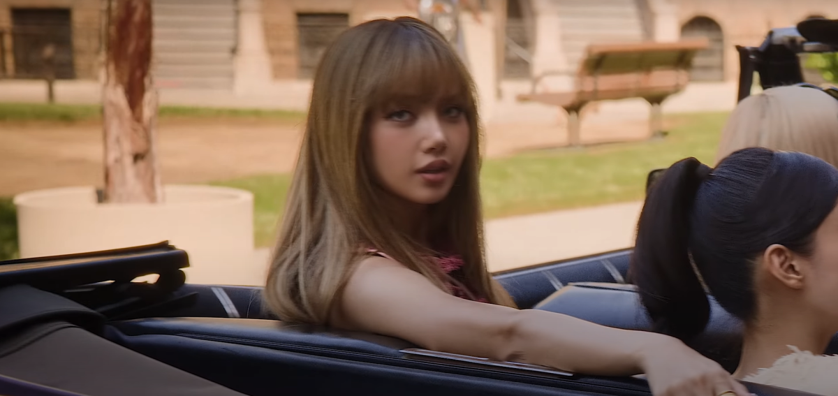 Cuma 2 Detik, Lisa BLACKPIN...
