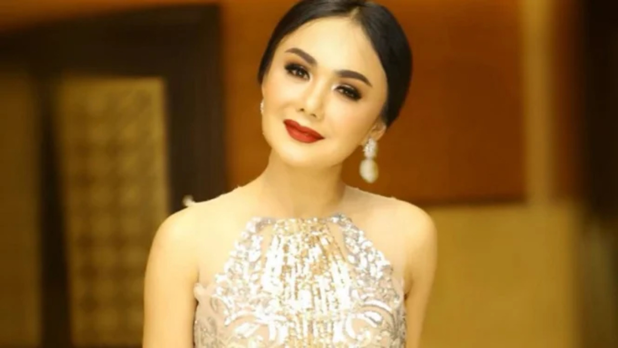 Yuni Shara Menggelar Konser...