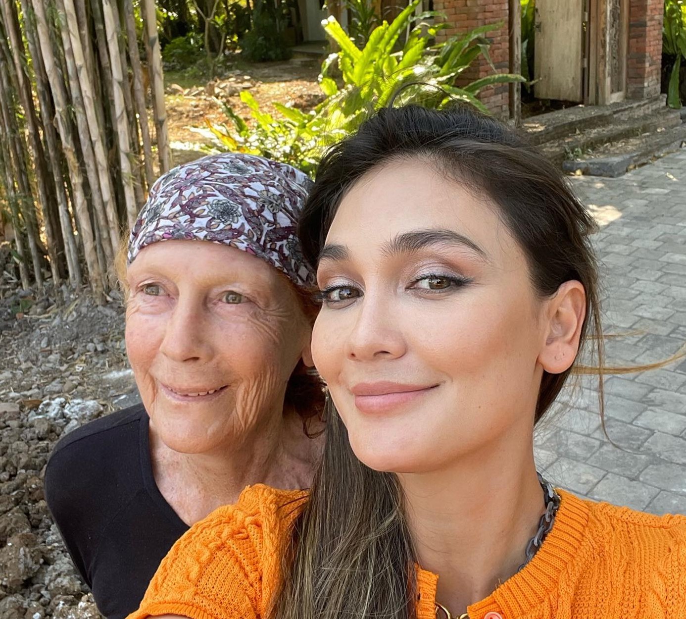 Bangganya Luna Maya Manfaat...
