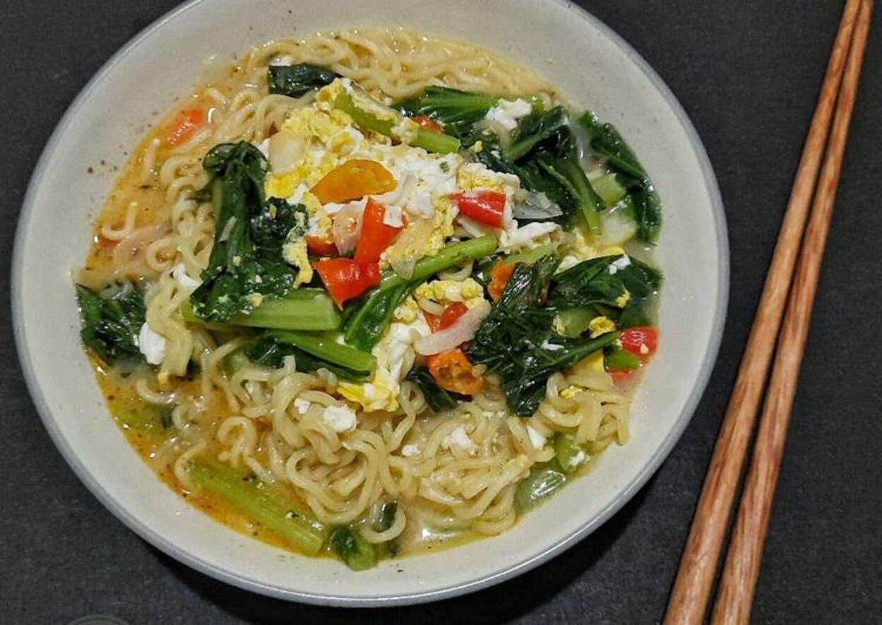 Resep Mie Instan Kuah Pedas...