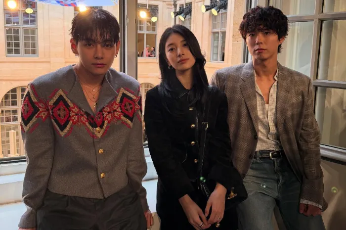 Trio Visual Korea Stylish B...